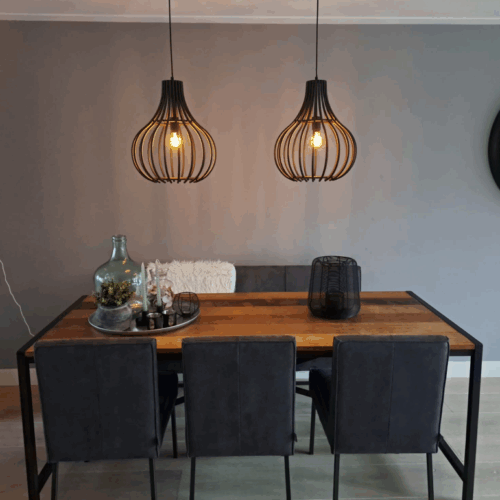 Goccia hanglamp zwart Ø40 cm: industriële uitstraling met moderne twist. Eenvoudig te combineren.