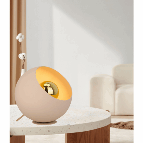 Voeg karakter toe aan je ruimte met de Chericoni Occhio tafellamp – subtiele creamkleur en modern design.
