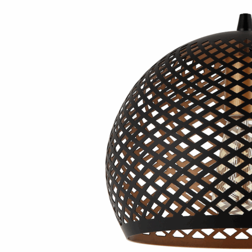 Strak, krachtig en stijlvol: de zwarte Lodi hanglamp van ijzer en metaal (Ø30 cm) is perfect voor moderne en industriële ruimtes.