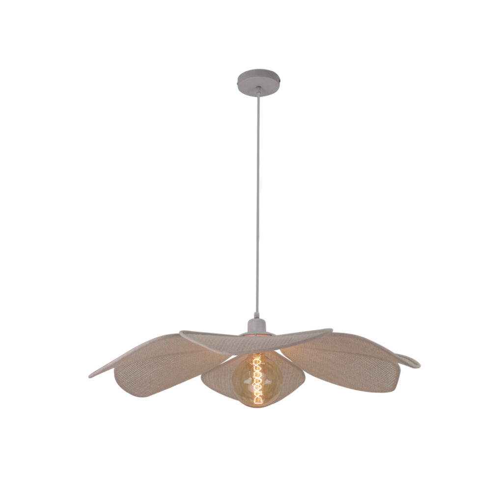Droom weg onder deze bohemian witte Schmetterling hanglamp. Een prachtige aanvulling voor elke sfeervolle ruimte.