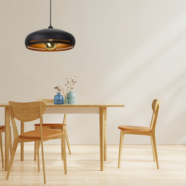 Chericoni Striscia Hanglamp Ø 45 cm, 1 lichts met E27 fitting, uitgevoerd in een luxe zwart met goud design.