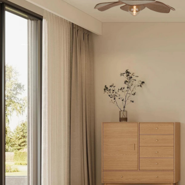 De Corvo plafondlamp (Ø 80 cm) combineert elegantie en functionaliteit. Een blikvanger met één lichtpunt. Ontdek ‘m nu!