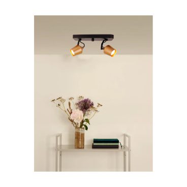 Strakke gouden plafondspot Tavola met twee lichtbronnen.