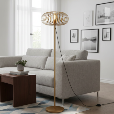 De goudkleurige Curvato vloerlamp straalt moderne elegantie uit. Perfect voor een sfeervolle toevoeging aan je interieur.