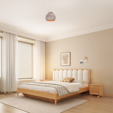 Moderne grijze plafondlamp Occhio met een strakke uitstraling. Ideaal voor een eigentijdse en sfeervolle verlichting.