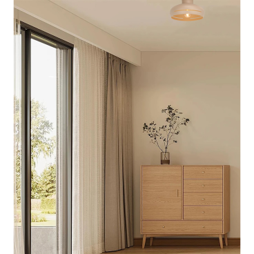 De zandkleurige Streifen plafondlamp voegt warmte toe aan elke ruimte. Perfect voor een gezellige sfeer in huis.
