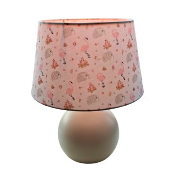De Zoo tafellamp in crème, grijs en roze voegt een speelse touch toe aan je interieur. Perfect voor een bohemian sfeer.